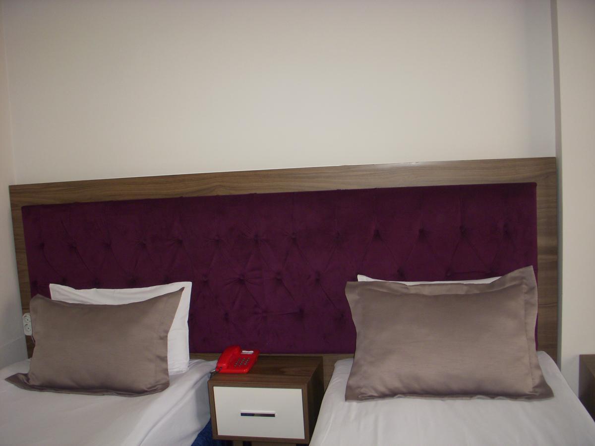 Hande Hotel Mustafakemalpaşa Extérieur photo